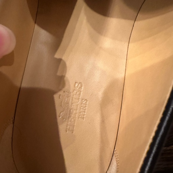 Hermes leather and shearling loafers - Picture 4 of 5